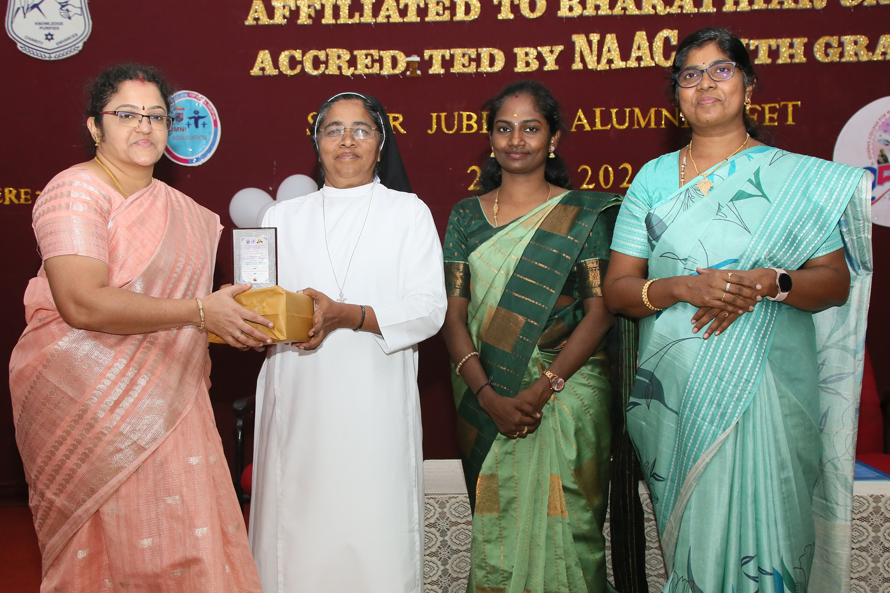Alumnae Association — photograph 10